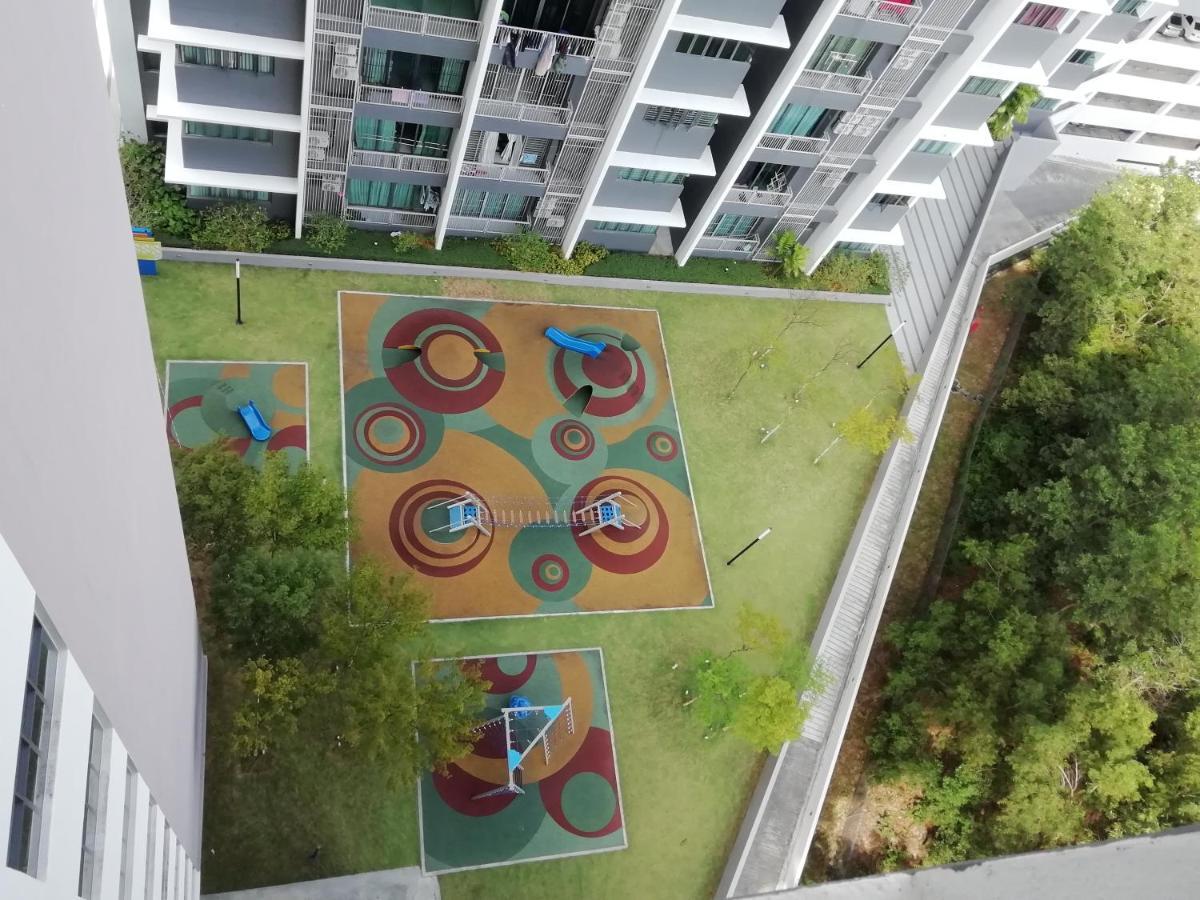 Fz Almyra Homestay كاجانغ المظهر الخارجي الصورة