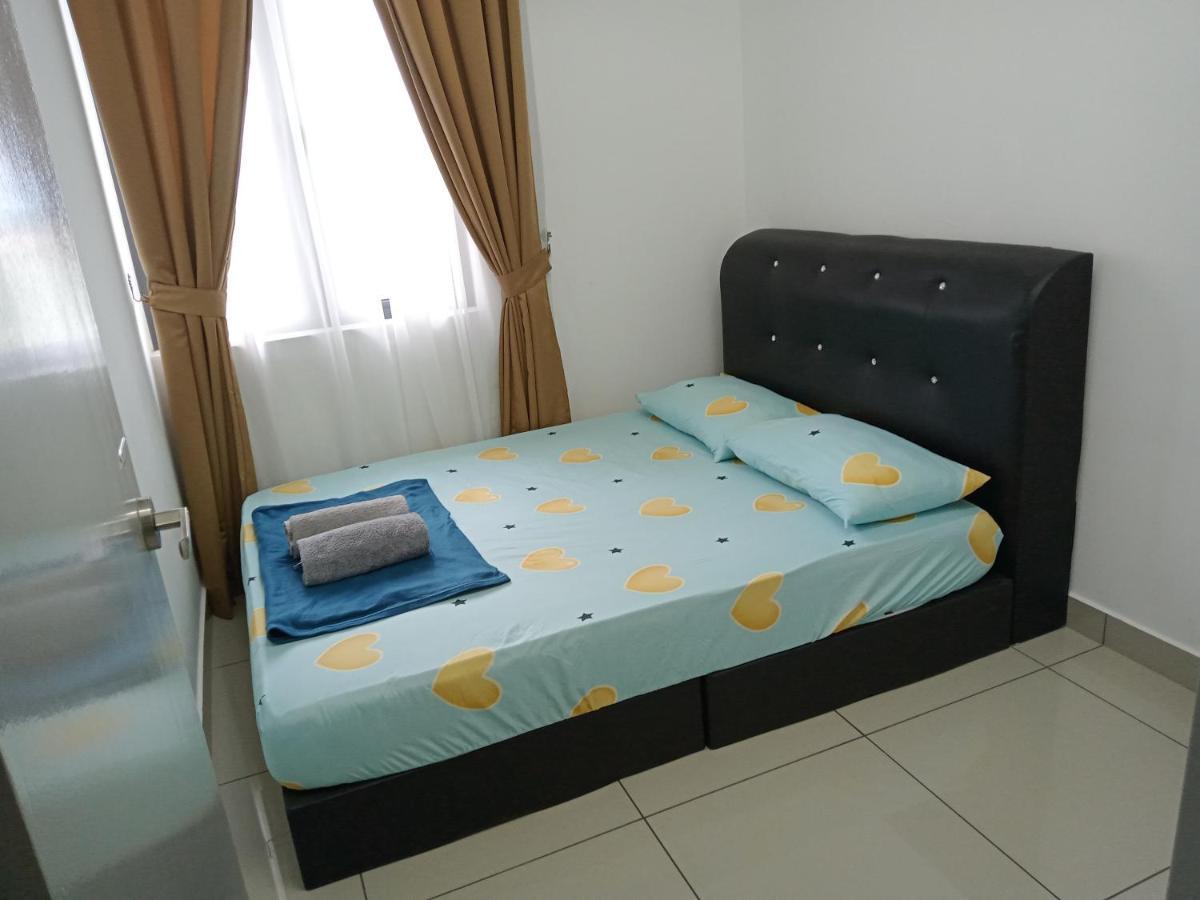 Fz Almyra Homestay كاجانغ المظهر الخارجي الصورة